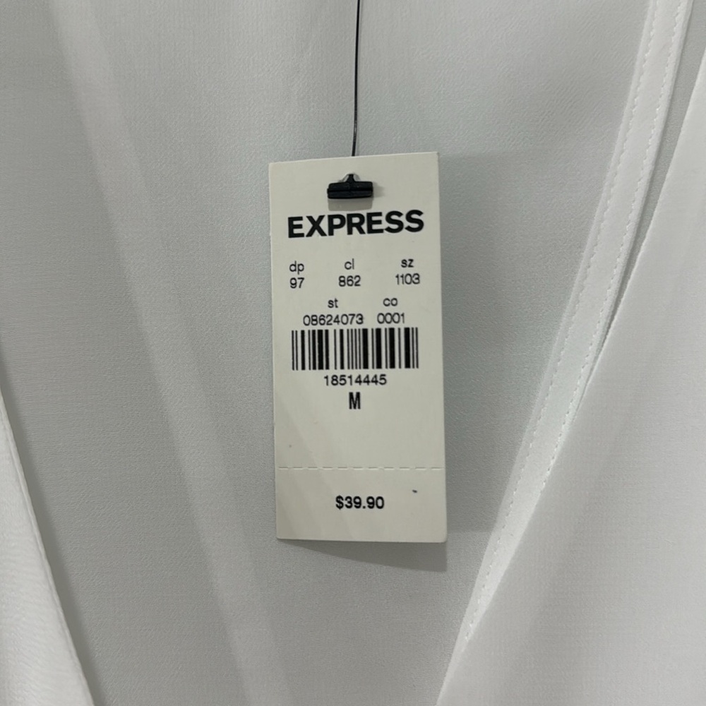 NWT Express Top - Picture 2 of 3